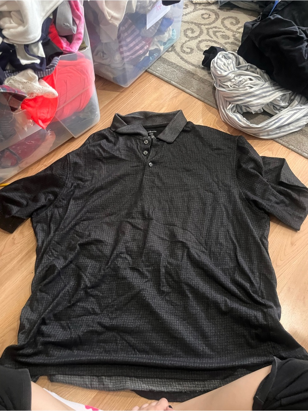 Van Heusen Black Textured Polo